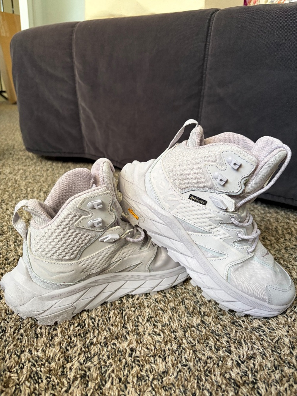 NEW HOKA One One Gore-Tex Boot / Sneaker - Waterproof